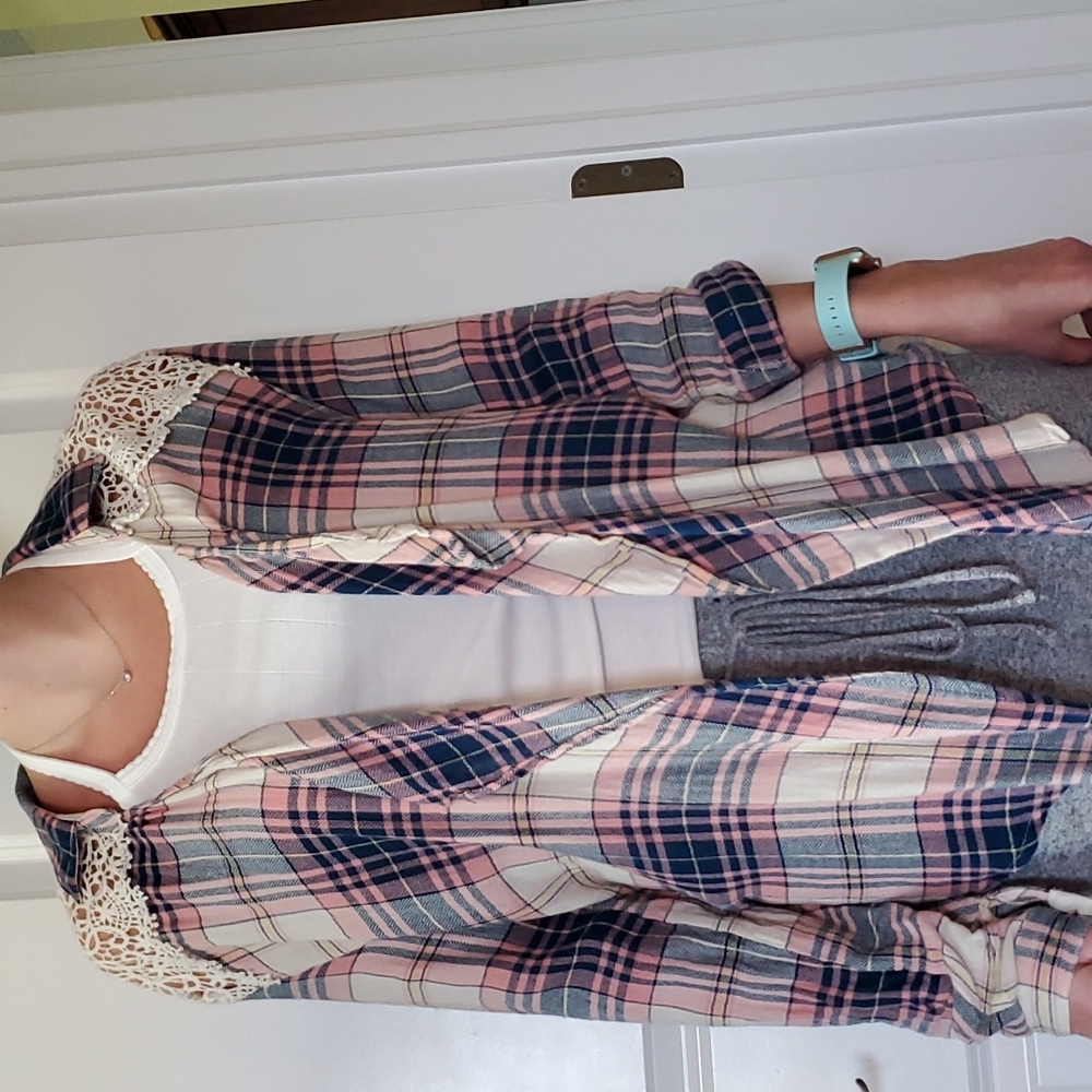 Alya flannel button down